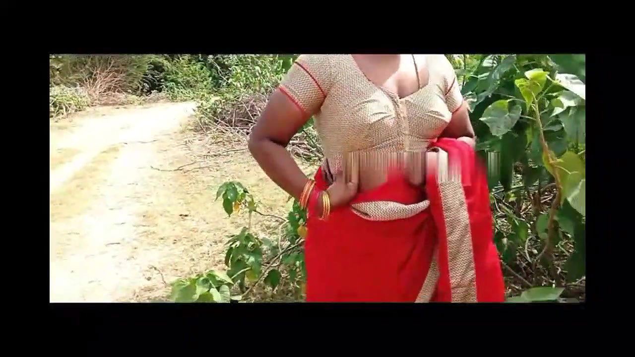 Red Saree Outdoor Dare – Boobs Show Outdoor