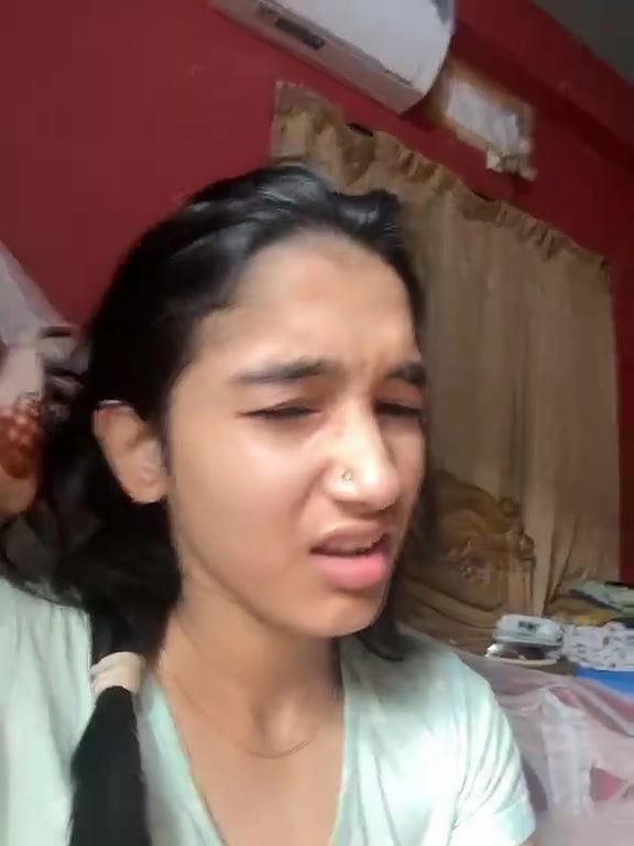 Beautiful Hot Girlfriend Fingering On Vc Many Clips 210