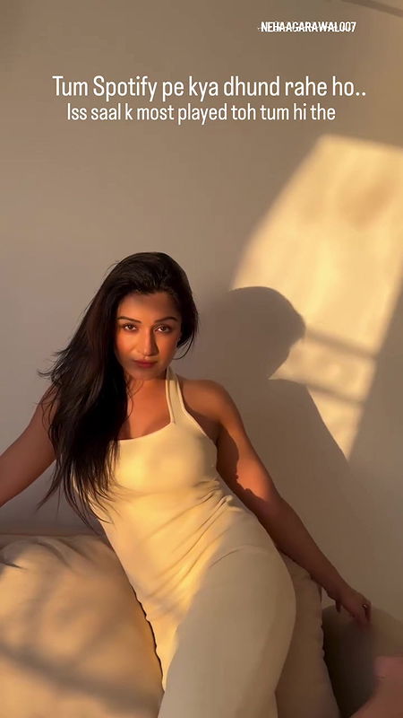 Model Figure DIVA Huge MELONS LUSTY Shoot Tease 22