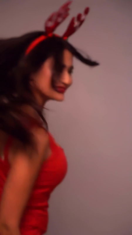 PRAKRITI PAVANI CUTE BOOBS CLEAVAGE TEASE 22