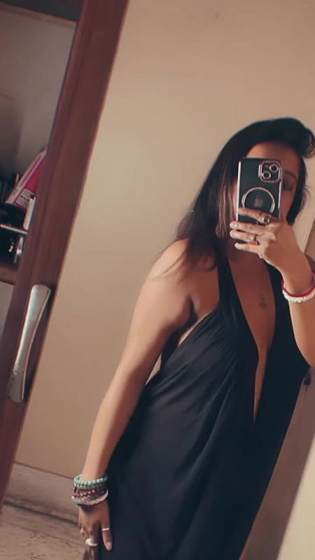 SUSMITA NATH BOLD OPEN CLEAVAGE EXPOSE SEXY IN BLACK 22