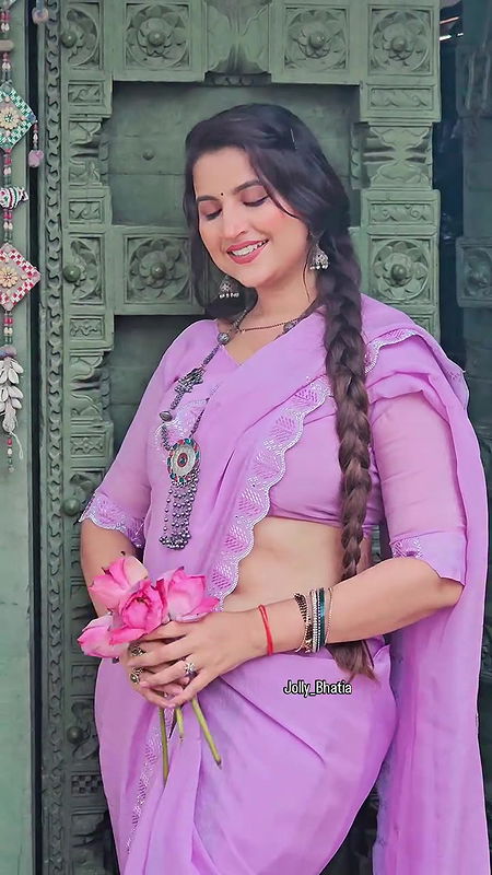 jolly bhatia sexy navel in pink saree 22