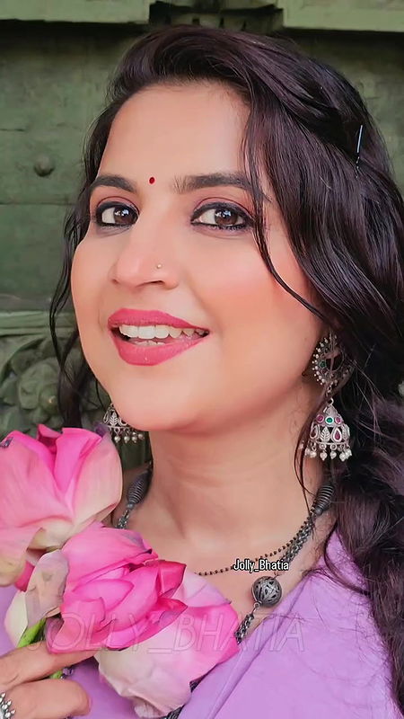 jolly bhatia sexy navel in pink saree 22