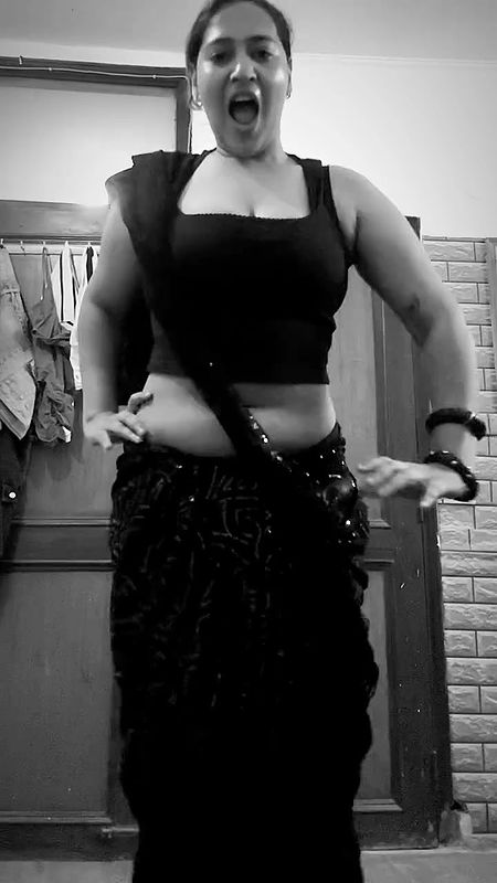 assam chubby lady deep navel in black saree 22