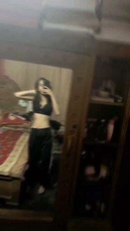 Beautiful Hot Girlfriend Fingering On Vc Many Clips 29