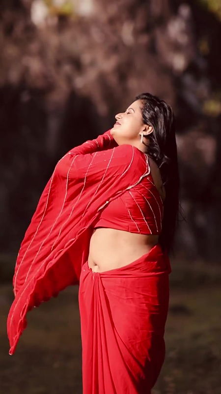 anisha sexy navel in red saree 22