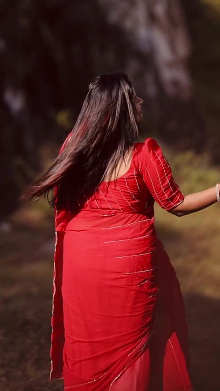 anisha sexy navel in red saree 22