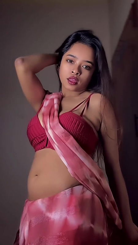 PRAMITA NATH SENSUOUS BABE SEXY IN BRA SAREE YUMM UUFFF 22