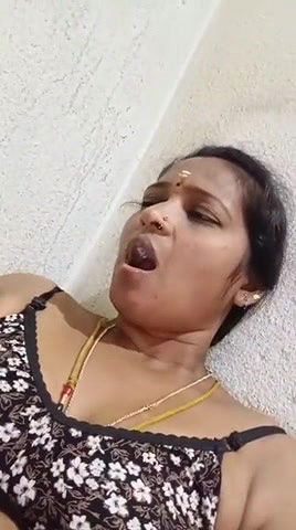 Tamil Aunty Pussy finger on VC with BF 22
