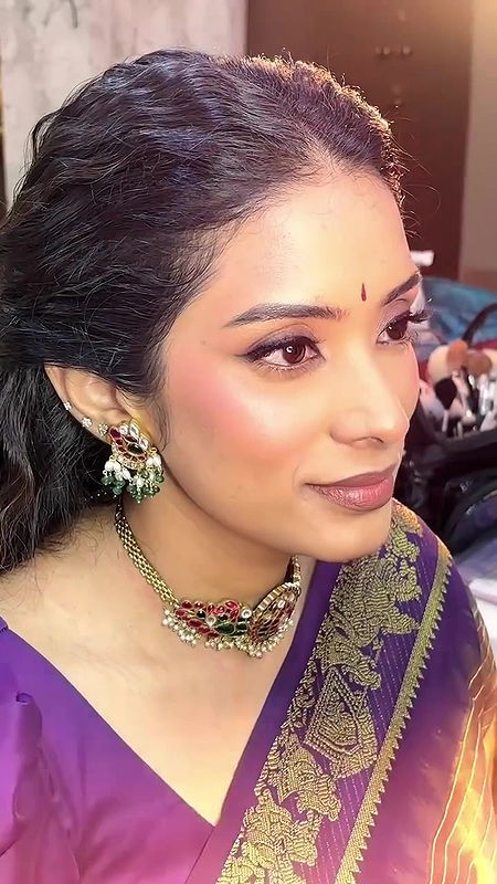 VJ Diya saree draping awesome video 22