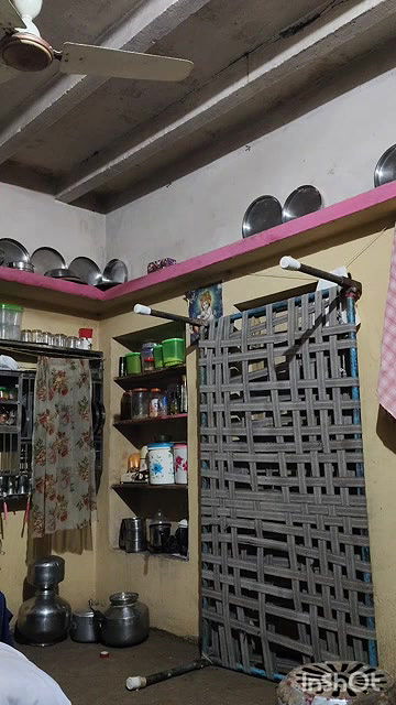 Secretly Capture After Bath Mom Wearing Clothes 22