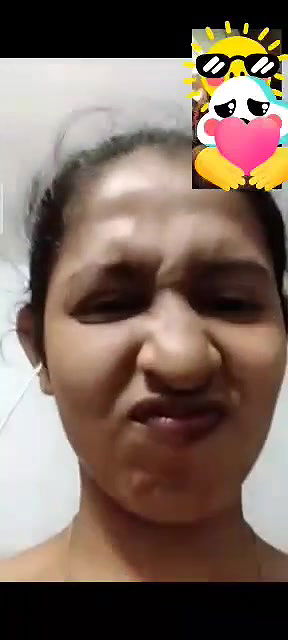 Indian cute girl showing her boobs on video call 22
