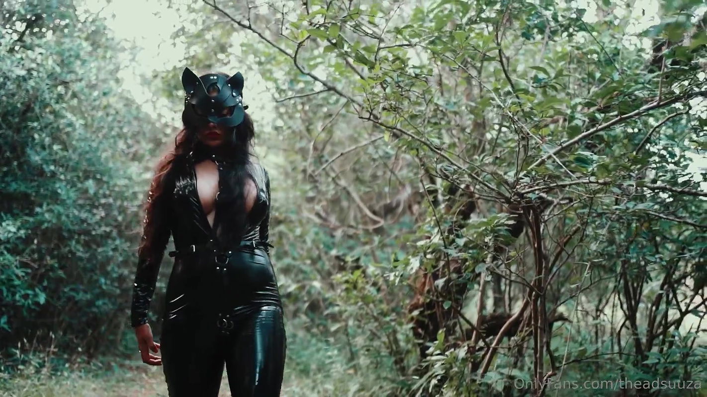 Sexy Babe showering Her Boobs In Outdoor 22