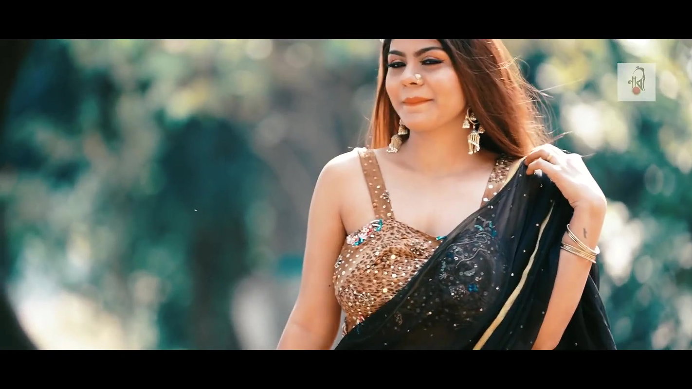 Introducing Anam  Black Saree Fashion Video  NAARI  Full HD  2021