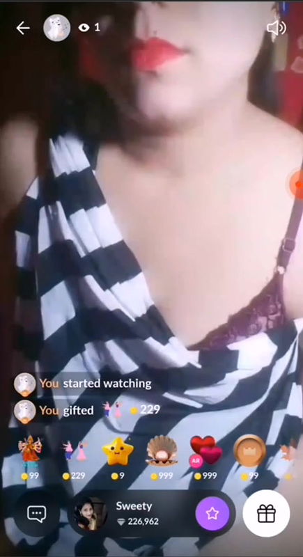 Cute Babe Sweety Boob Show And Spreadng Pussy on Live Tango With face 22