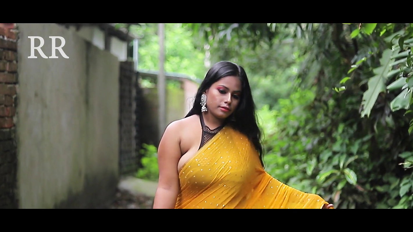 Introducing Sreetama  Yellow Colour Saree  Debut Episode  RR