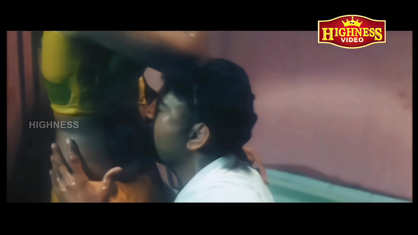 Chandrakala_movie_uncensored_nude_boobs_show_romance_in_bathroom_4K1