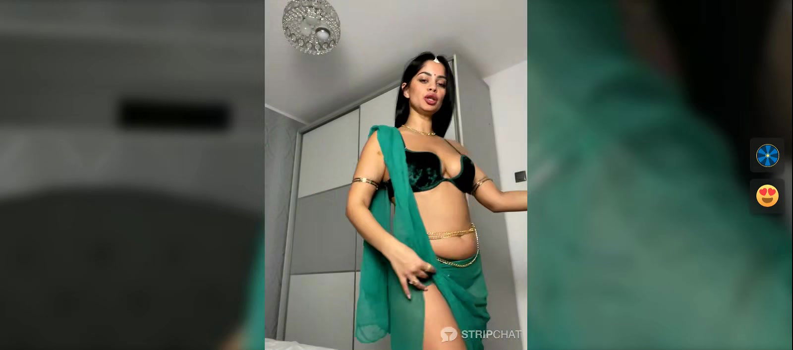 Beautiful Babe in Saree looking stunning 22