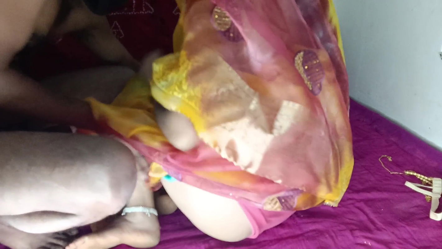 Ah Paani Nikal Diya Re – Hot_girl