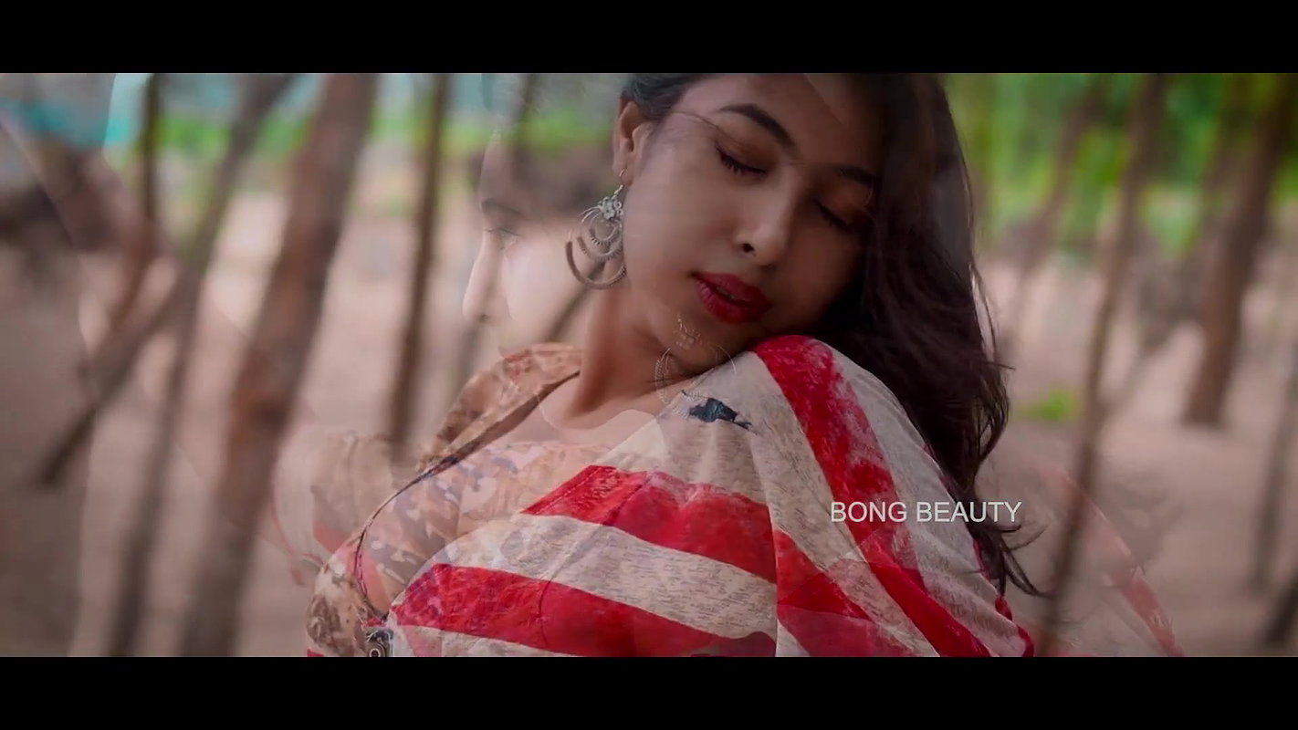 Naari Magazine Neelam Hot Saree Shoot