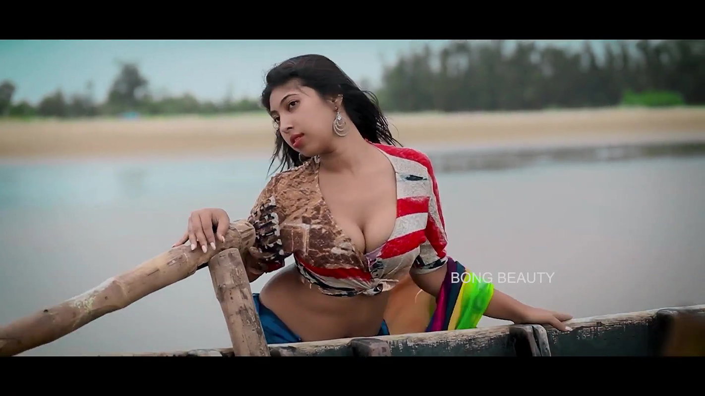 Naari Magazine Neelam Hot Saree Shoot