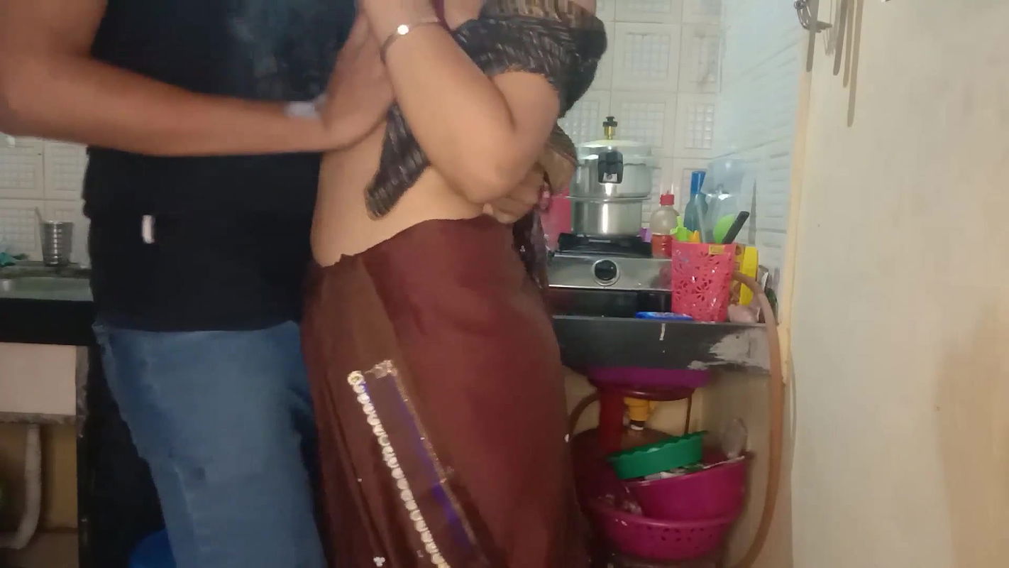 Beautiful Village Bhabhi Sex in House