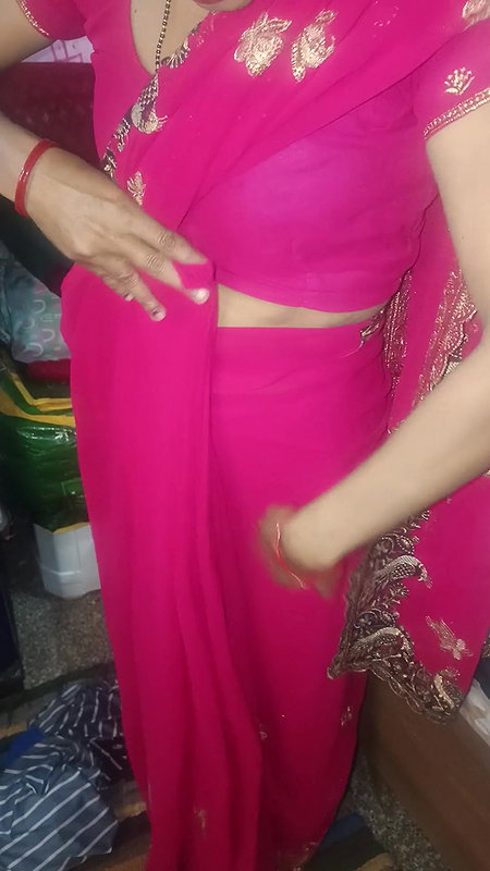 Bhabhi Ji Was Going Somewhere Ready and I Made a Video and Did Sex