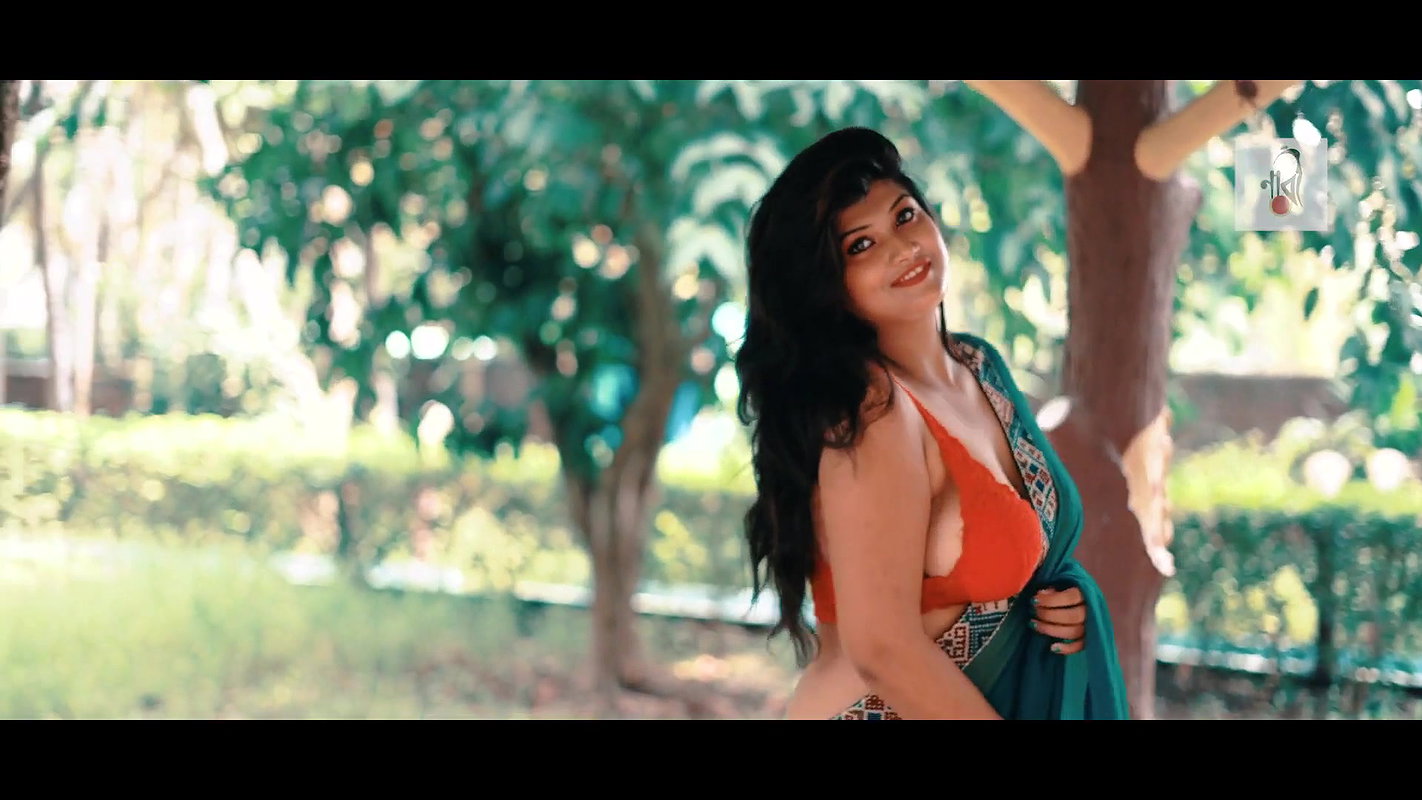 Pretty Benzir Sea Green Saree  Fashion Video NAARI