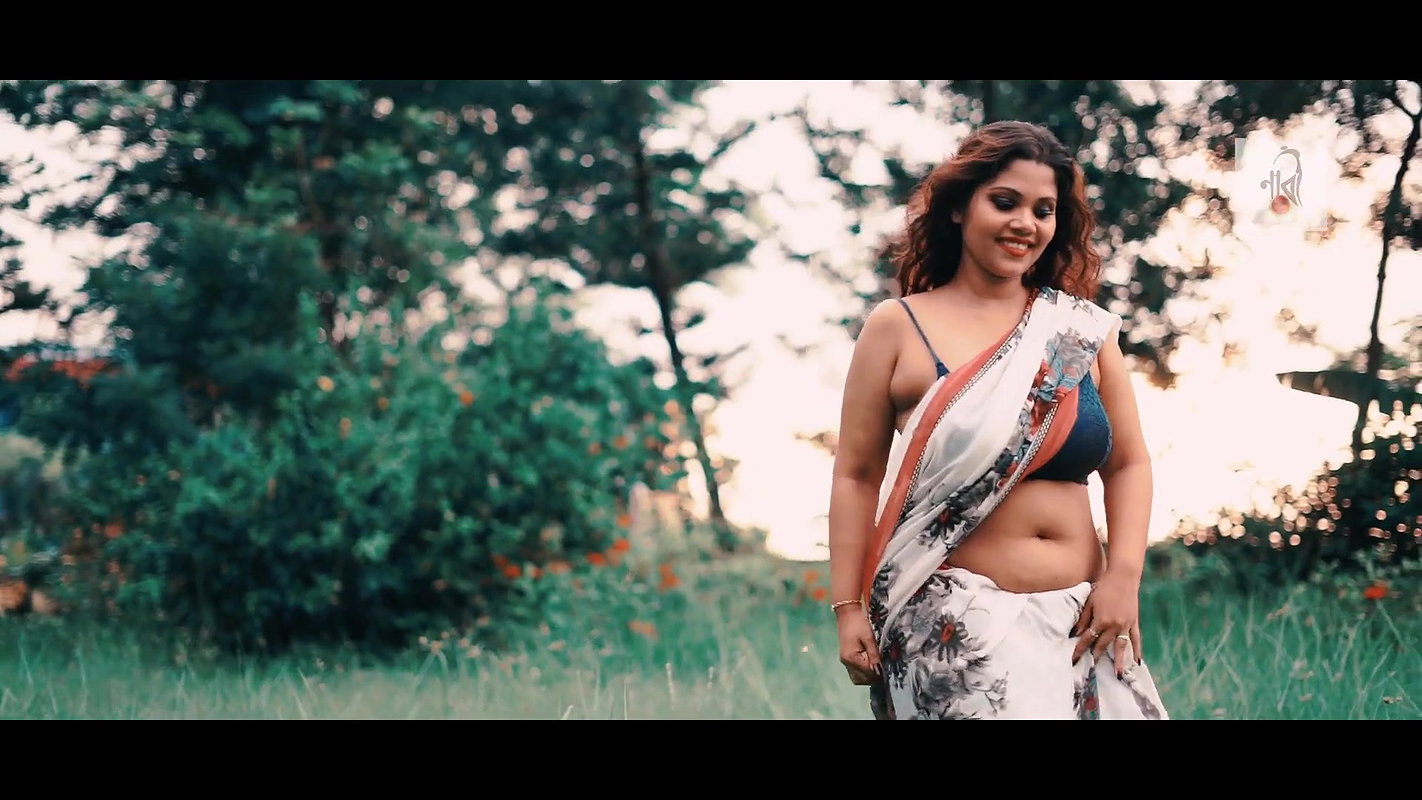 Rai  Expression Video  White Print Saree Full HD  2021_1080p