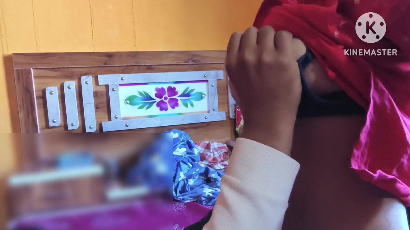 Bhabhi Sex – Bhabhi Came to My House, I Was Shaking My Penis, but Wow, There Was No One to Shake Penis with Their Hands Part2