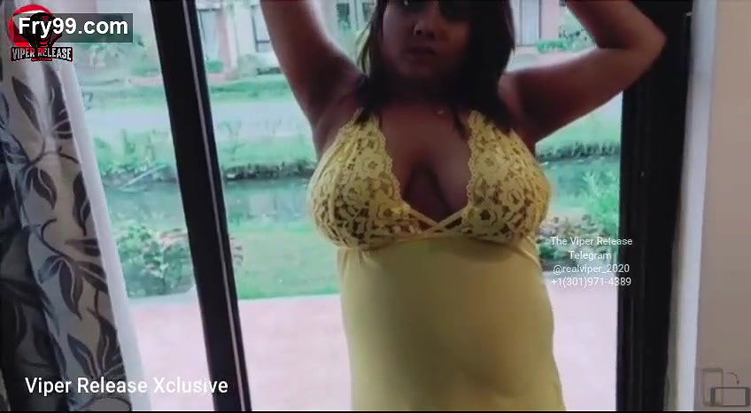 Marria Sen Big boobs hot model video -3