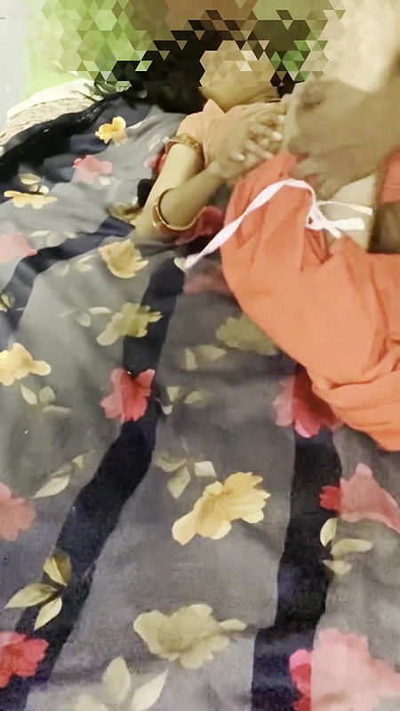 Bharat Bhabhi Sex with House Servant