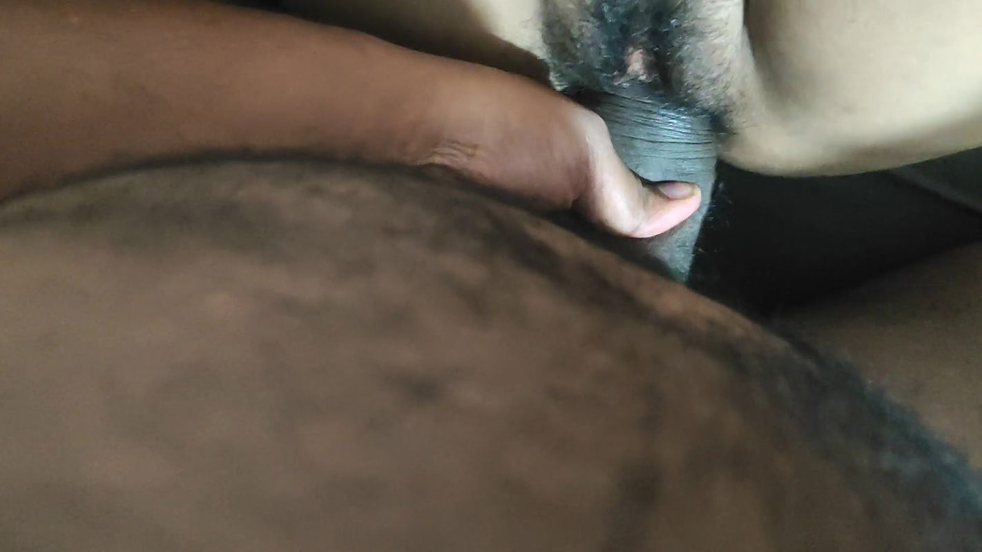 Desi Bhabi Ki Chudaai Mere Pados Ke Bhabi Hai Unko Chudna Pasand Hai Pr Unke Husband Ke Land Me Dam Nhi Hai Jo Bhabi Ko Choode