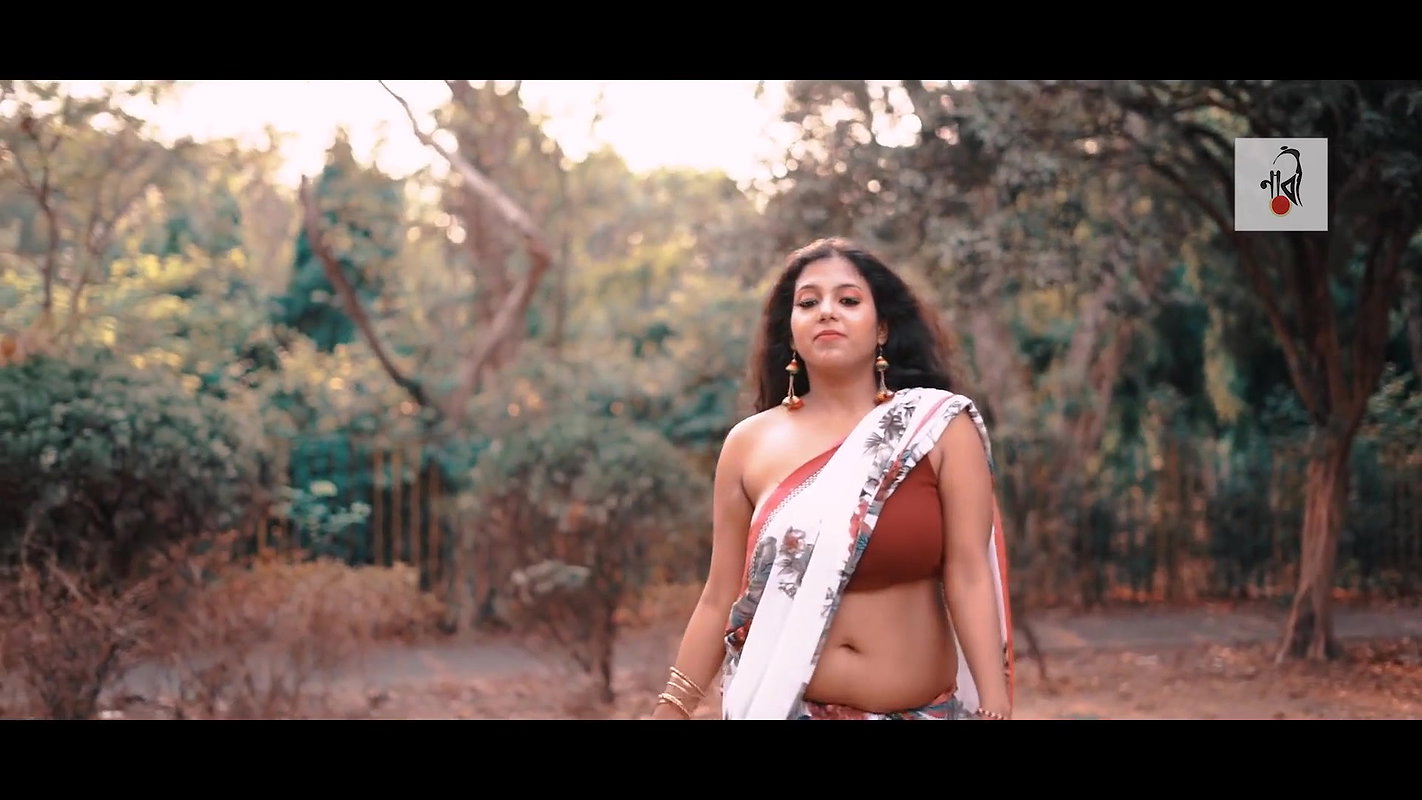 Roohi Naari photoshoot Saree sundari