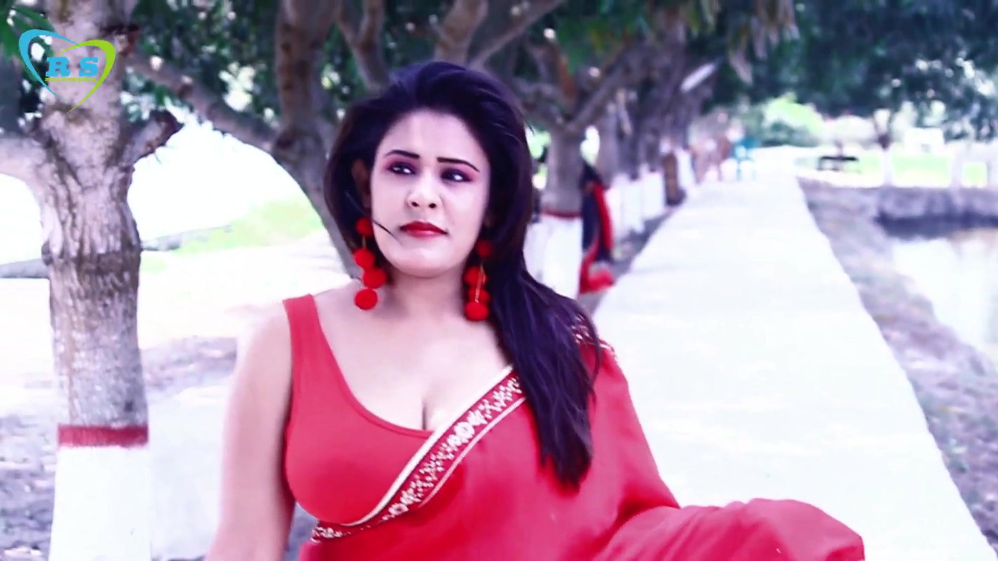 saree expression  NAARI Feat Sufiya Sathi Saree navel hot saree lover blouse Look  Full HD  2021_1080p