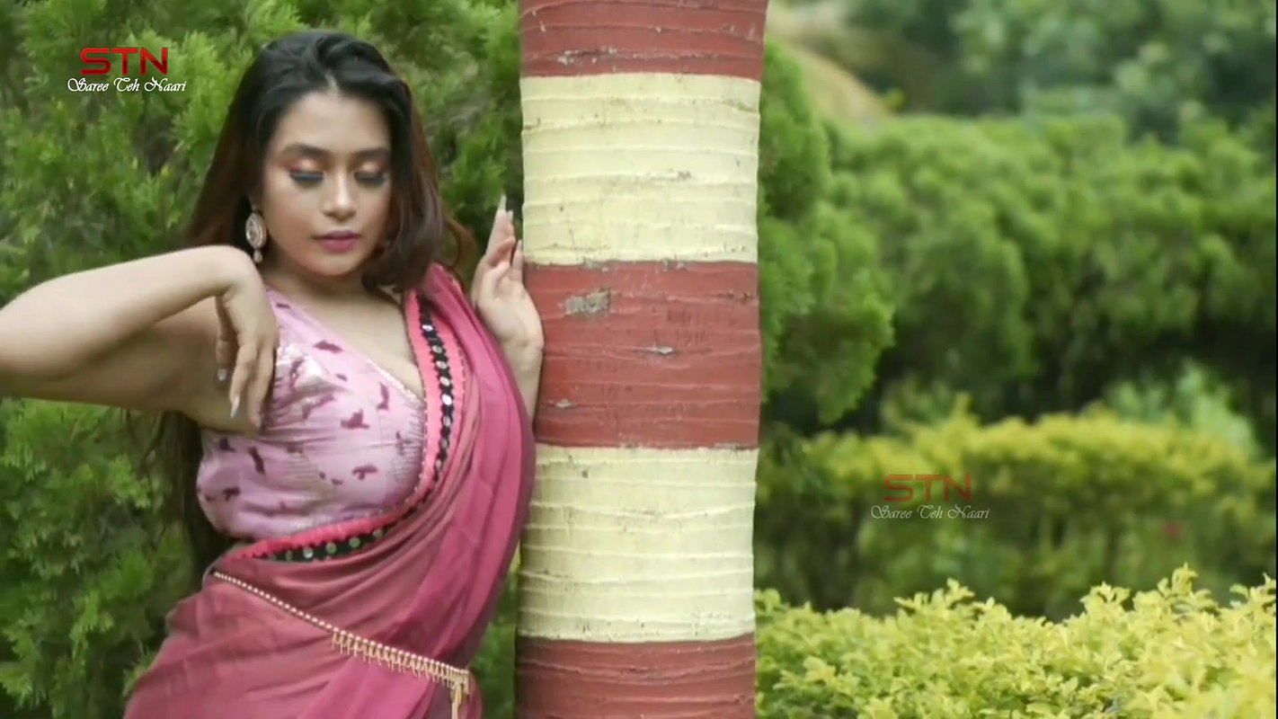 Saree Lover 2021   FT. Bong Sensation Rimpi In Maroon Saree    Saree Fashion   Saree Teh Naari