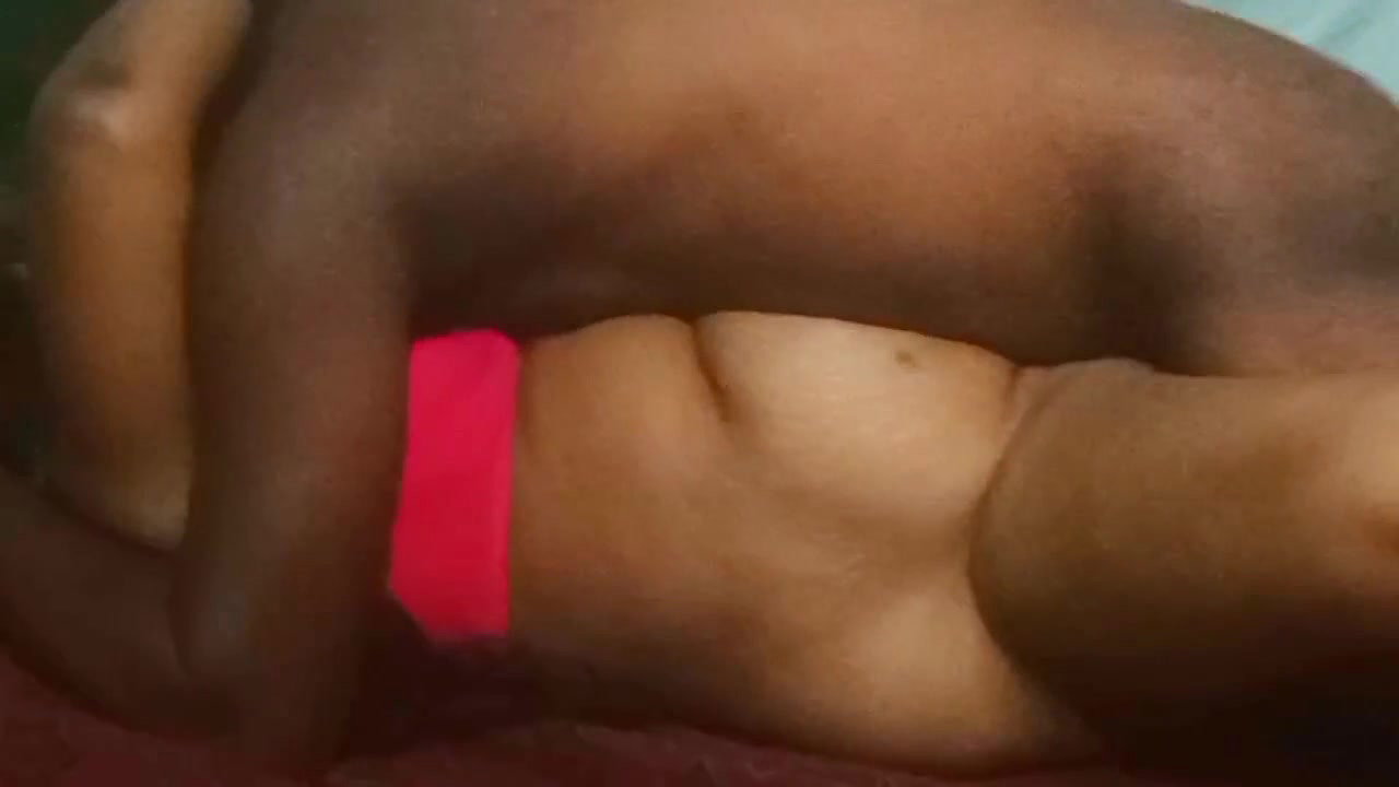 Tamil Hot Aunty Seduced by the Young Man