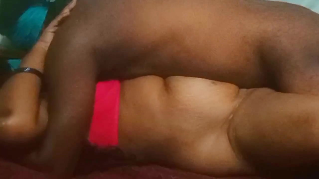 Tamil Hot Aunty Seduced by the Young Man