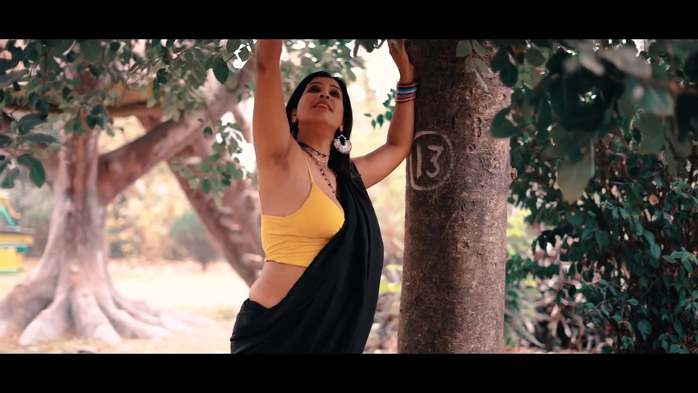 Saree Sundari   NAARI feat. Nandita   Black Color Saree   Full HD   2021.mkv