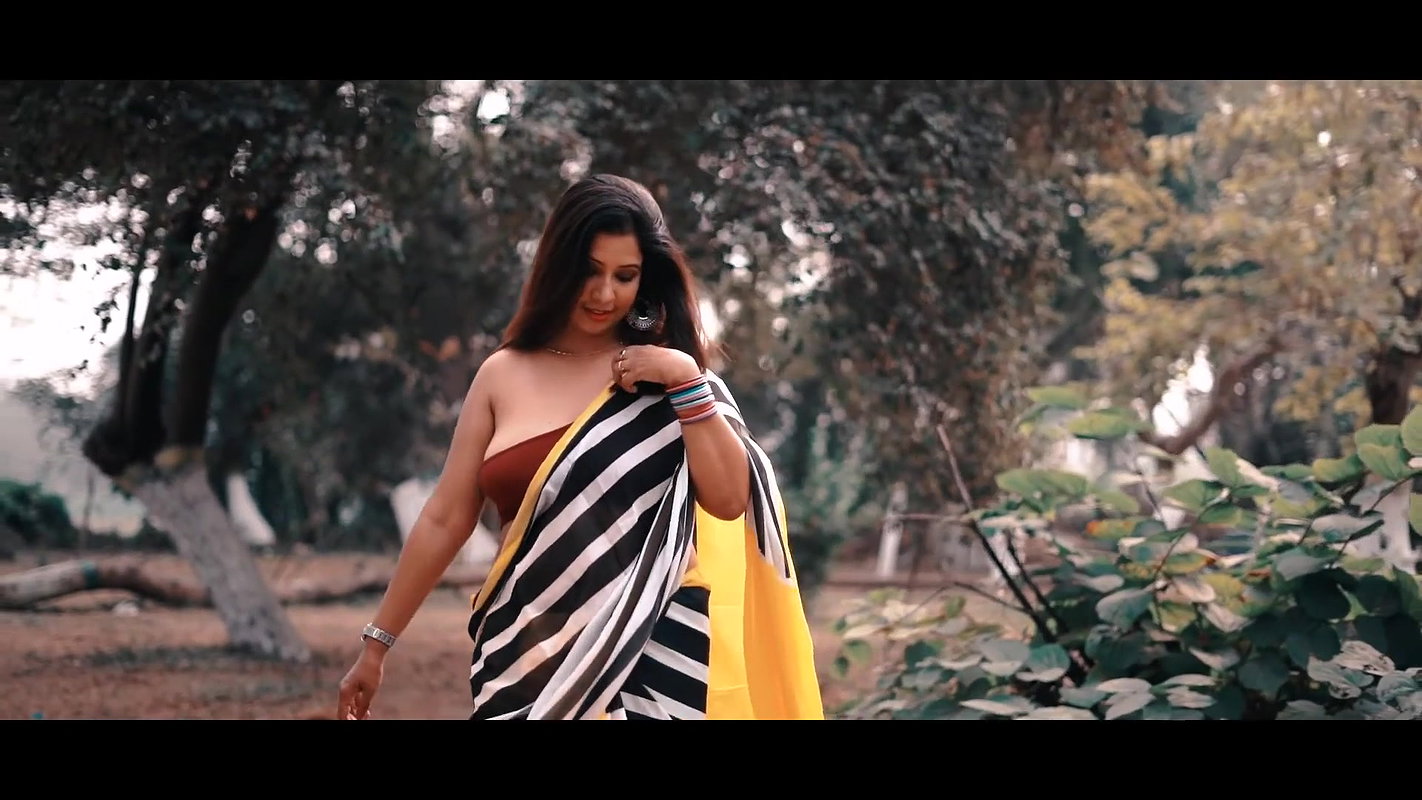 Saree Sundari   NAARI feat. Nandita   Check Print Saree   Full HD