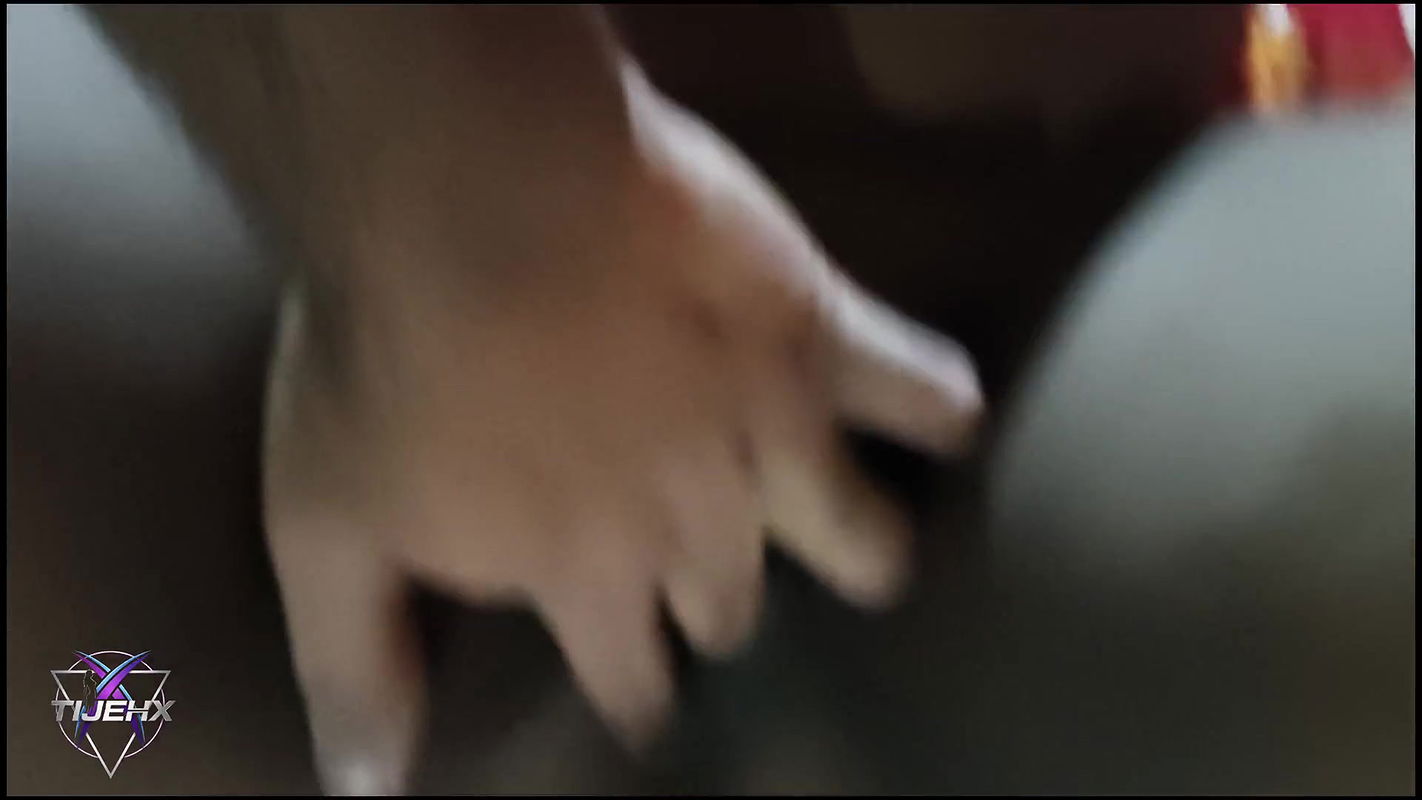 Sexy Sangeeta Bhabhi Showing Her Pink Pussy and Gives Nice Deep Blowjob to Her Boyfriend