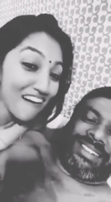 Sir, Will You Pass Me Nowa to Pass the Exam, Delhi College Girl Got Fucked by Teacher’s Penis in the Hotel.