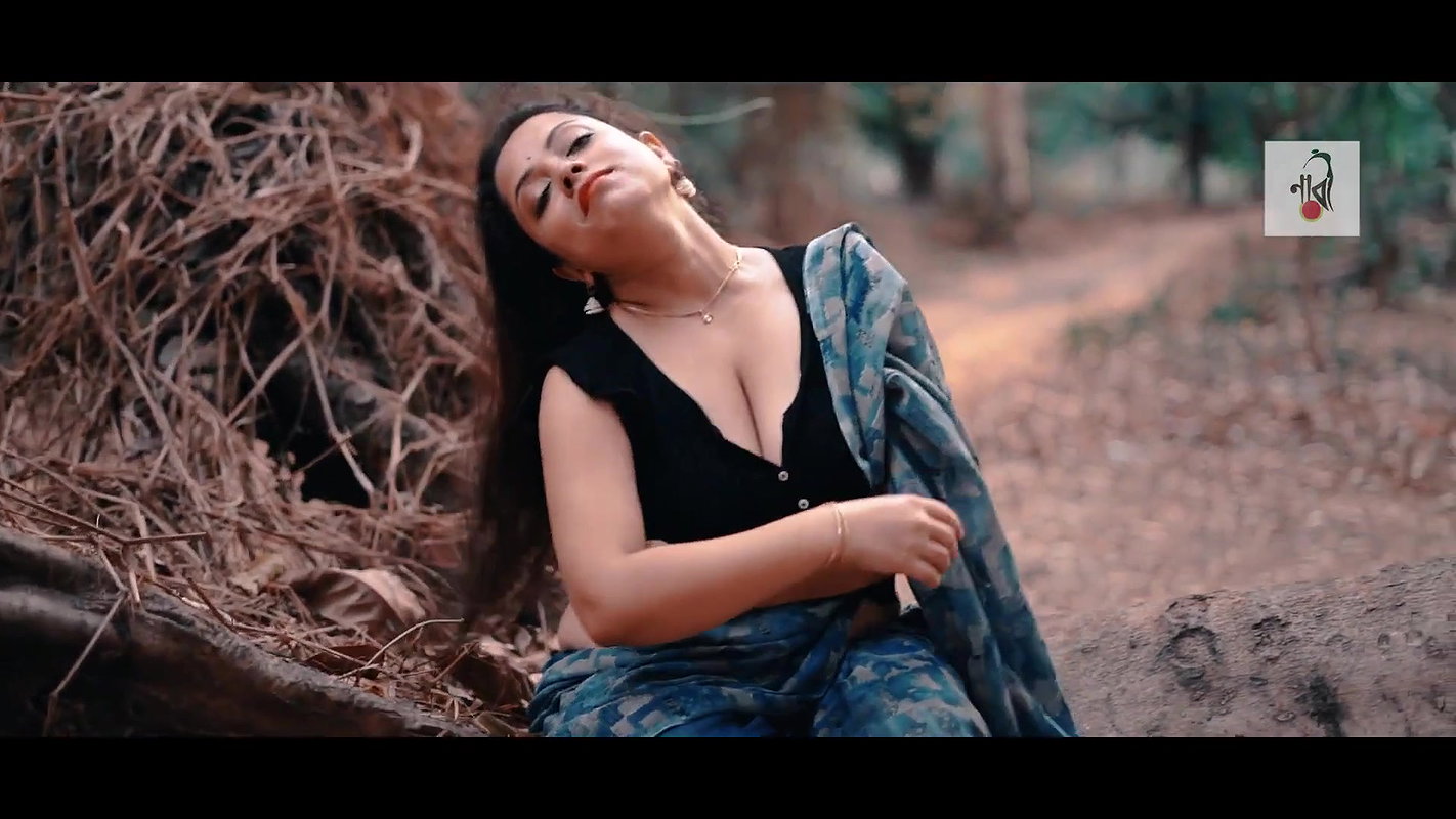 Saree Sundari   NAARI Feat. Tiyasha   Blue Print Saree   Full HD   2021