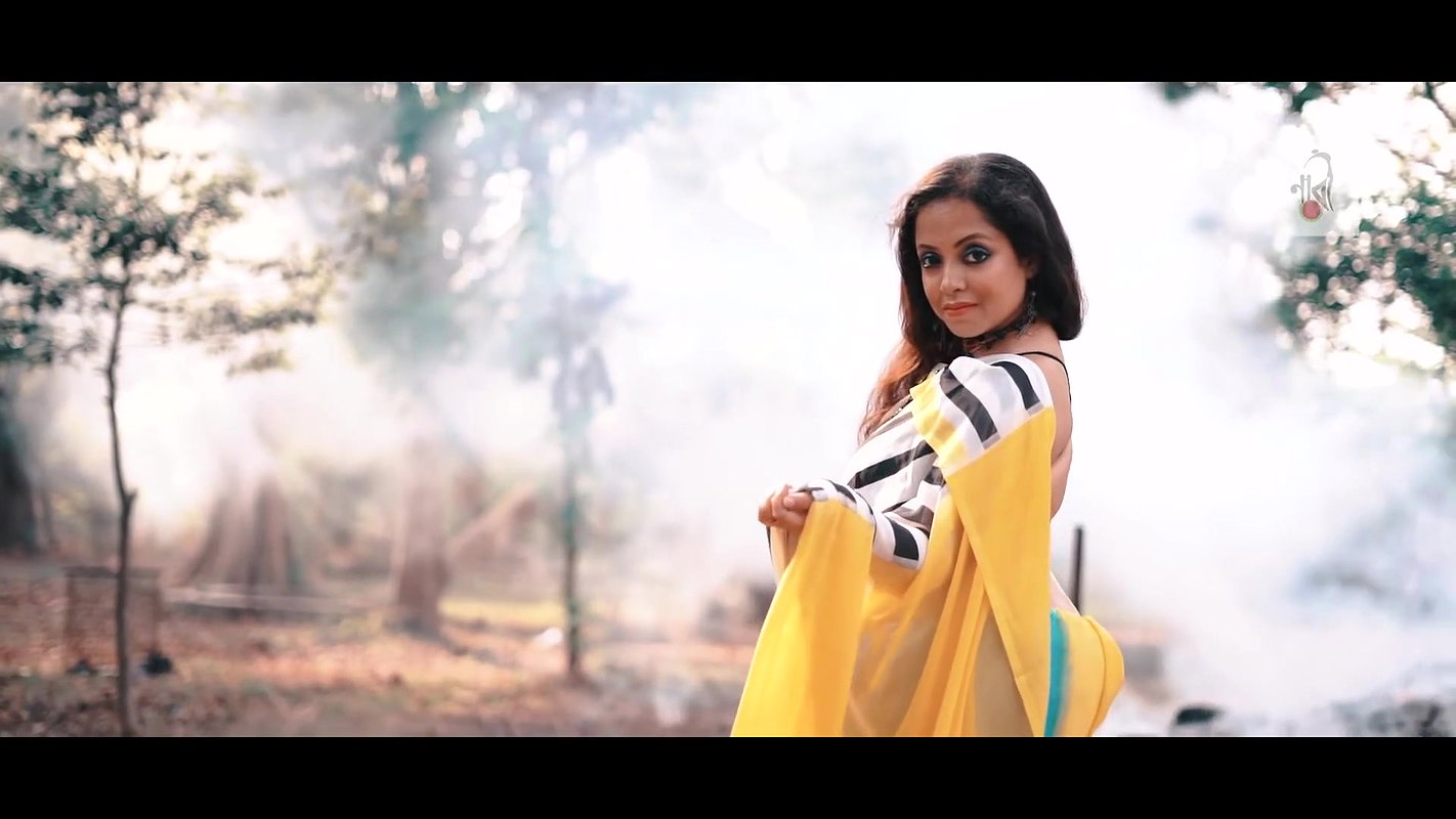 Saree Sundari   NAARI Feat. Tiyasha   Multi Print Saree   Full HD   2021.mkv