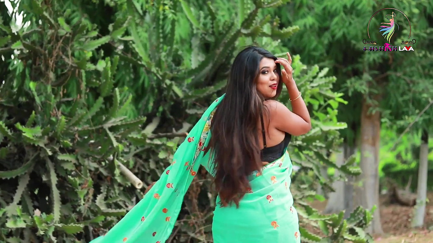 Saree Sundari  NAARI Feat Seneha Sen Fashionlaa