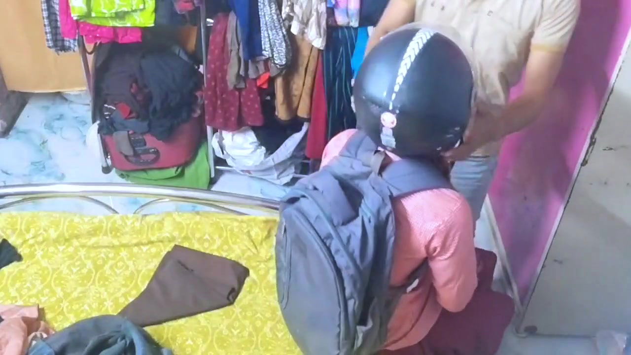 Desi Guy Took Indian Village Girlfriend to Friend’s House and Fucked Her Nicely