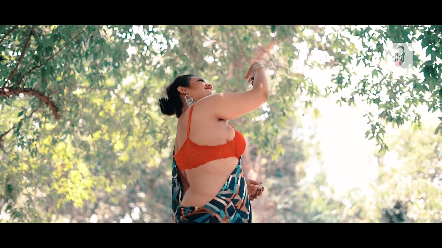 Saree Sundari _ NAARI Feat. Aditi