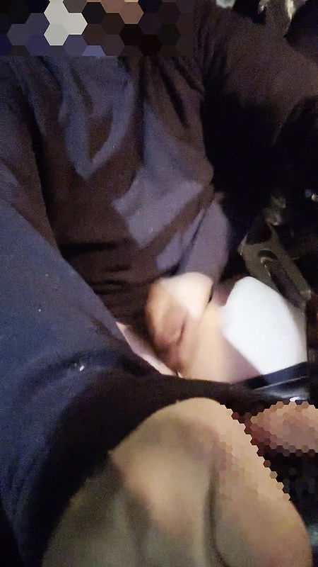 Lift and Suck Dick in Car