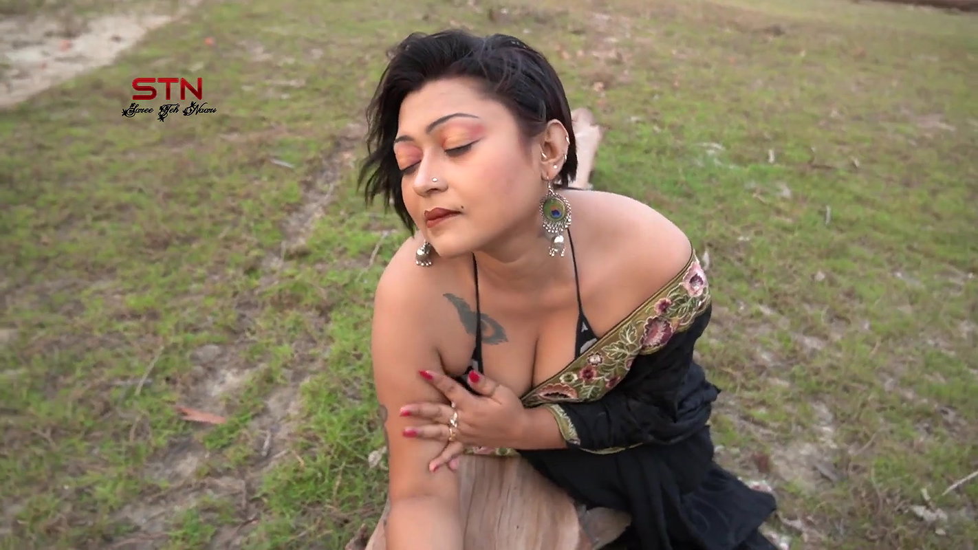 Saree Sundari In Black Saree 2021 – Featuring Hot Bong Beauty Radhika