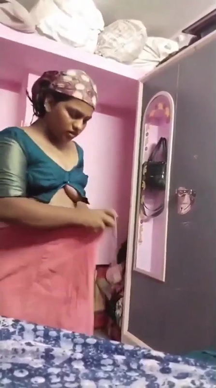 Tamil girl in stripchat 7